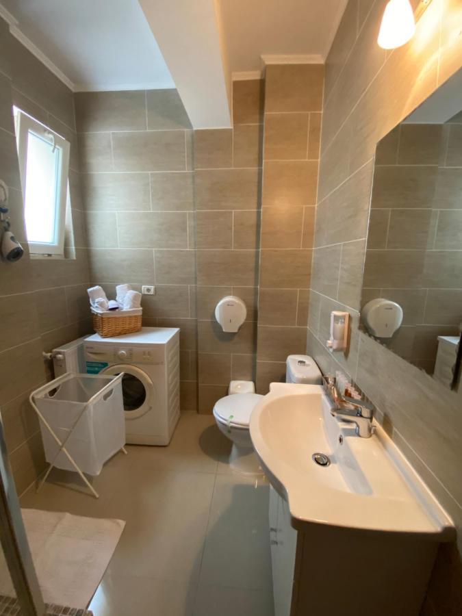 Alex Apartments Нэводари Экстерьер фото