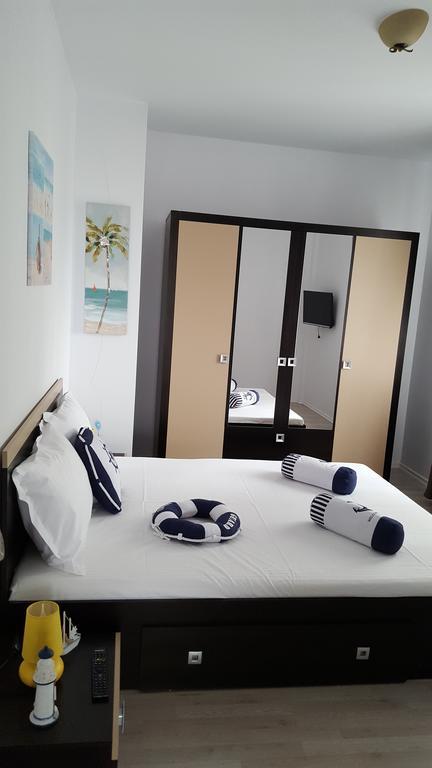 Alex Apartments Нэводари Экстерьер фото